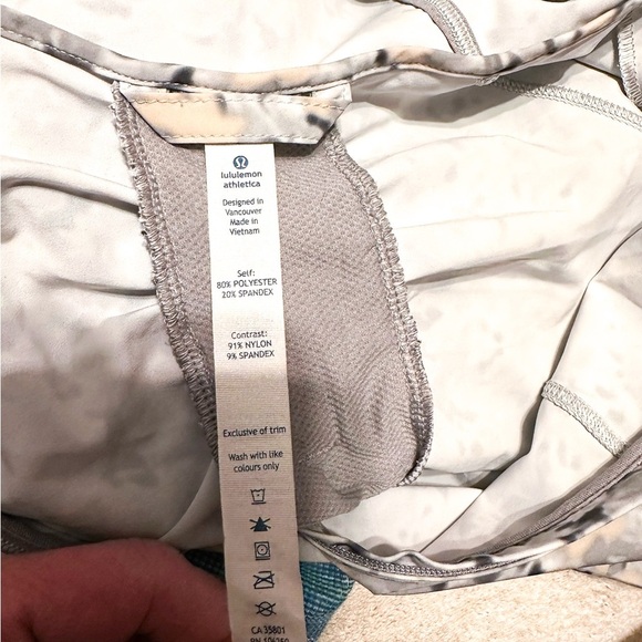 Lululemon Lightened Up Pullover Not So Petite Fleur Silver Spoon/Ambient Grey 6 - Picture 14 of 16